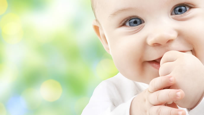 赤ちゃんの向き癖って何 頭の形への影響と向き癖防止作戦 ベビリナ