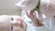 生後３ヶ月の赤ちゃんの遊びは？ママも楽しいおすすめの遊び