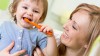 赤ちゃんの歯磨きの悩みを解消するアイディアとコツ